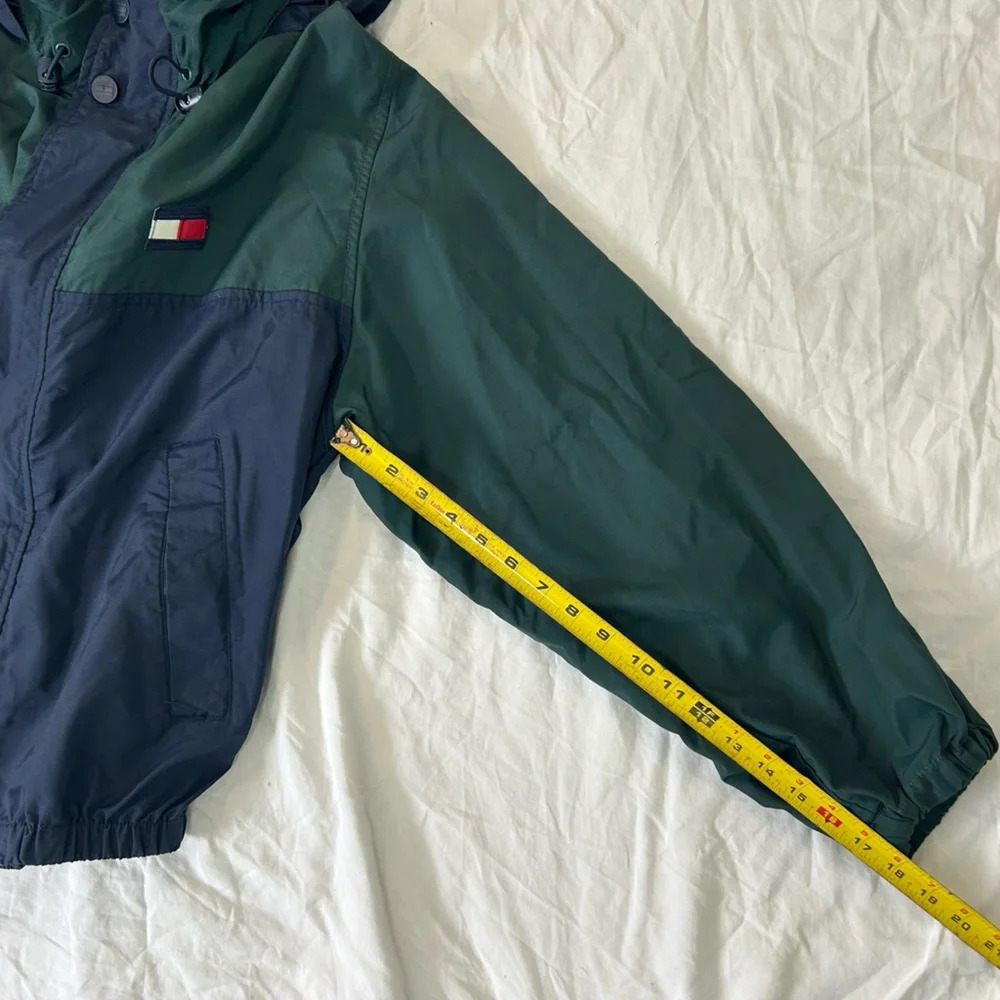 Vintage Tommy Hilfiger M 90s Hooded Jacket Sailing Windbreaker Coat - Picture 9 of 9